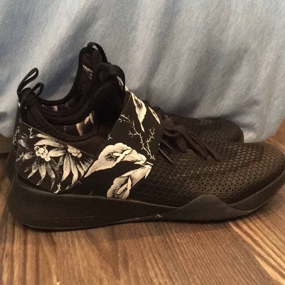 Nike training shoes